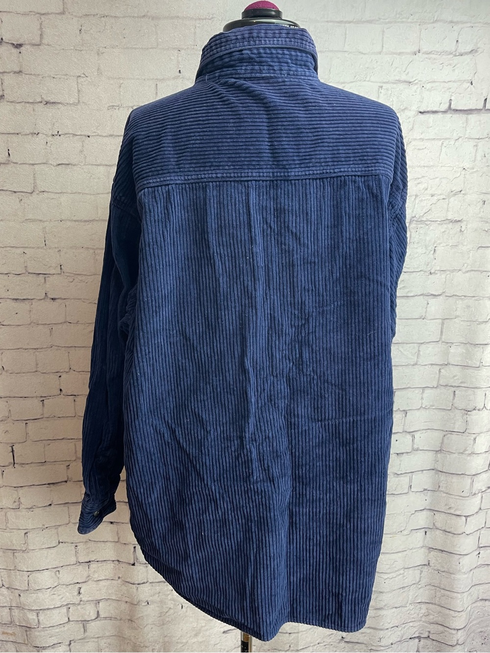 Vintage winnie the Pooh corduroy button down shirt size XL navy blue - Picture 5 of 7